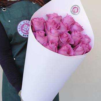 Букеты из розовых роз 70 см (Эквадор) (№: 183040)